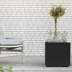 4Living Karo Beton ECO Ruukku 39x39x39,5 Cm Musta 8 4Living Karo Beton ECO Ruukku 39x39x39,5 Cm Musta -Veke kauppa 4living karo beton eco ruukku 40x40x40 musta miljoo1