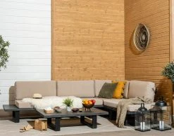 Veke Saima XL Avokulmasohva Musta/Texsilk Hiekka 4212 -Veke kauppa SAIMA XL avokulmasohva miljoossa