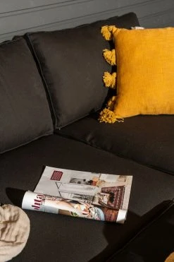 Veke Vorona 3-istuttava Rottinkisohva Luonnonväri/musta Pehmuste 10 Veke Vorona 3-istuttava Rottinkisohva Luonnonväri/musta Pehmuste -Veke kauppa Vorona rottinkisohva miljoossa pete 16