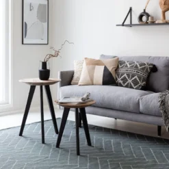 Veke Aarni Apupöytä Ø 40 Cm Antiikkipetsattu