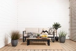 Veke Aava 3-istuttava Sohva Antrasiitti, Hiekka Pehmusteet -Veke kauppa aava sohva 3 istuttava kahdella tyynylla 15