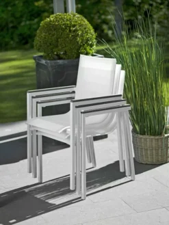 Hillerstorp Arlöv Puutarhatuoli Valkoinen/harmaa -Veke kauppa arl v 438117 245055 19620217 10 2500px