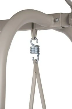 Outfit Silke 3-istuttava Pihakeinu Harmaa/luonnonvari Hiekkapehmusteet -Veke kauppa outfit silke 3 istuttava pihakeinu harmaa luonnonvari hiekka 2